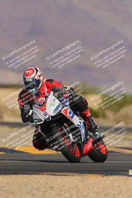 media/Nov-06-2023-Moto Forza (Mon) [[ce023d0744]]/3-Intermediate Group/Session 3 (Turn 5)/